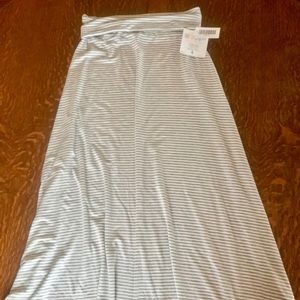 LuLaRoe Maxi, gray & white stripe